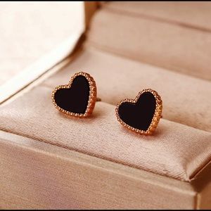 New Black Heart Stainless Steel Earrings